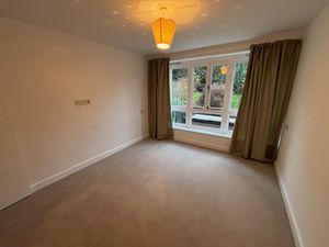 Photo 6- click for photo gallery